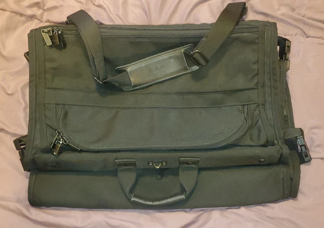 Tumi Alpha 2 Trifold Carry On Garmet Bag.