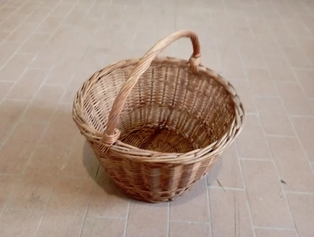 cesto in vimini e asfodelo realizzato a mano cesto in vimini e asfodelo realizzato a mano