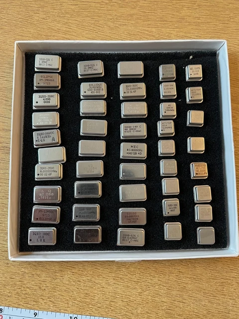 Confezione Mista Dil 14/Dil 8 Cristalli Oscillatori 44 Valori Diversi K11A