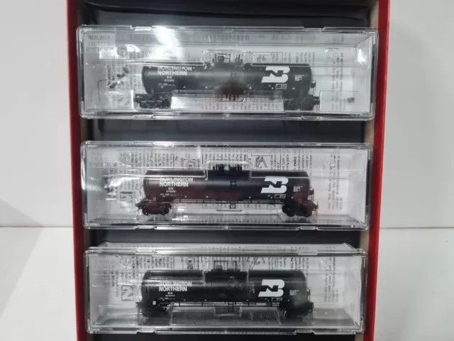 N scale Micro-Trains BN Tank Car Runner Pack.  All Excellent Cond.