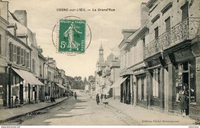 S10946 cpa 03 Cosne l'Oeil - la Grand'rue