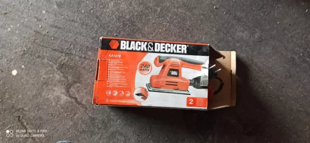 Ponceuse Black Et Decker KA197E COMPLETE AVEC BOITE ET ACCESSOIRES