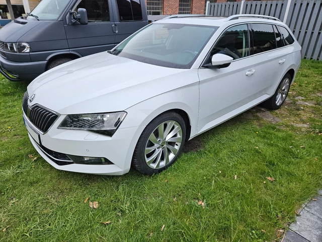 skoda superb Style 3v Kessy,Automatik,Panorama skoda superb Style 3v Kessy,Automatik,Panorama