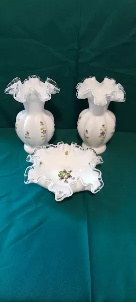 Pair Fenton Ruffled White Silvercrest Hand Painted Melon Vases w/Matching Nappy