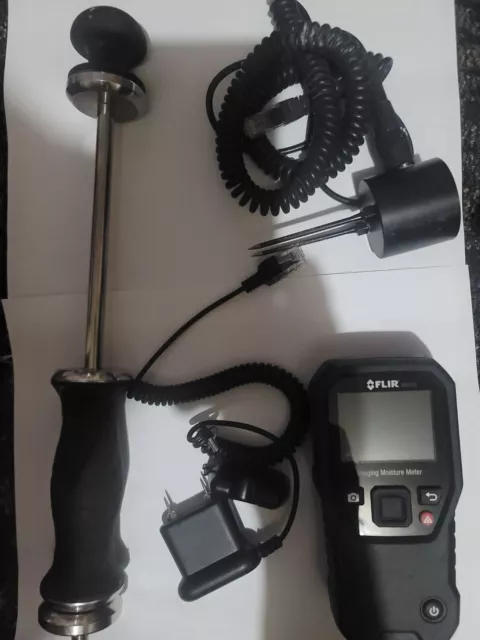 FLIR MR160 Infrared Guided Measurement Moisture Meter FLIR MR160 Infrared Guided Measurement Moisture Meter