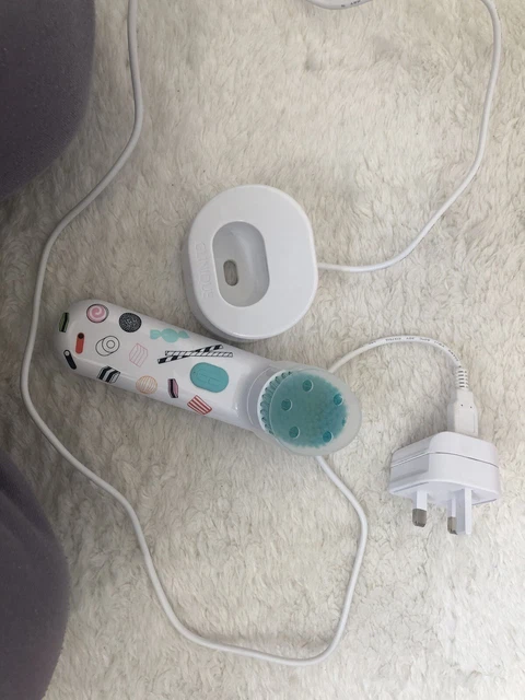 Clinique Sonic System Purifying Cleansing Brush USED