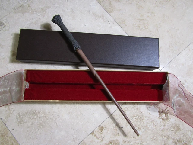 UNIVERSAL STUDIOS Wizarding World of Harry Potter Wand