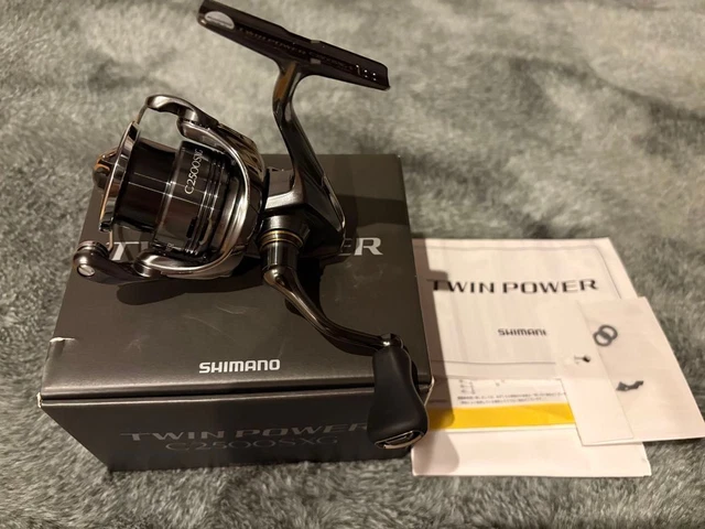 SHIMANO 24 TWIN Power C2500SXG Near Mint Fishing Spinning Reel