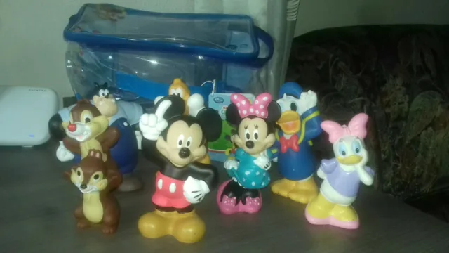 Disney lot de personnages mickey et ses amis  pour le bain