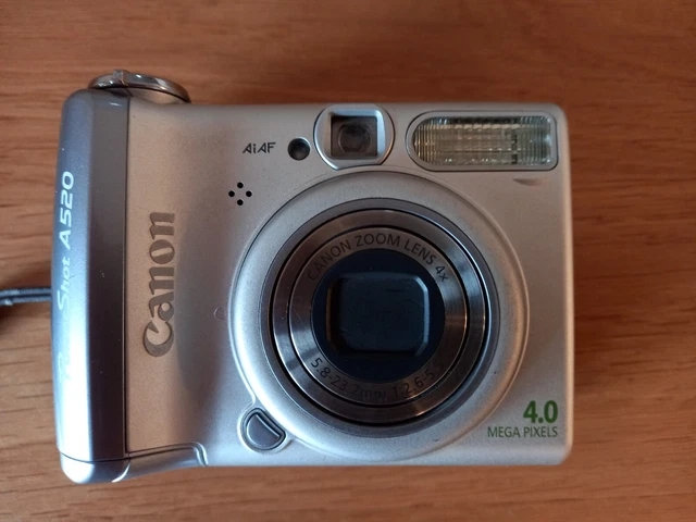 CANON POWERSHOT A520 4.0 mp WITH CASE