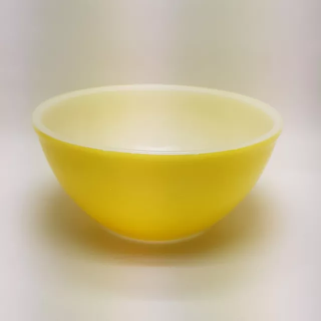 PYREX Vintage Yellow Nesting Bowl 1970s Nice Condition