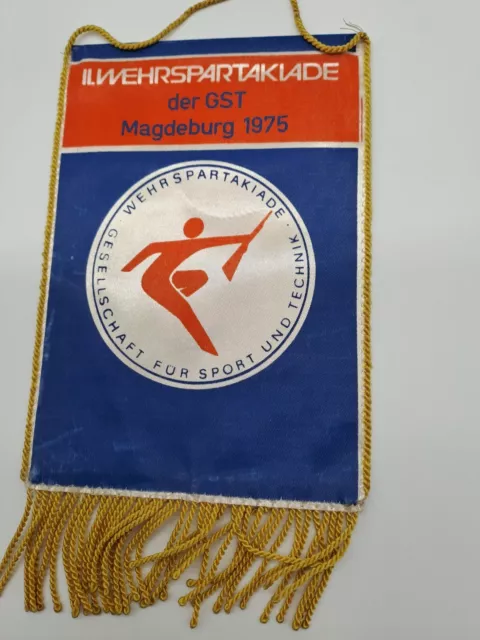 DDR Wimpel Wehrspartakiade der GST Magdeburg 1975 15 cm x 25 cm