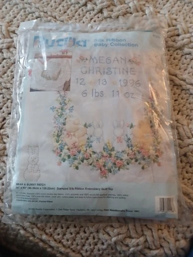 Kit de cinta de seda Bucilla de colección bebé edredón top oso NUEVO bordado 41286
