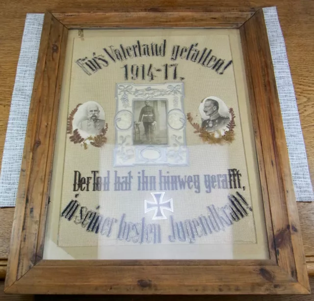 altes Stickbild hinter Glas  um 1917 Trauerbild um Gefallenen WWI