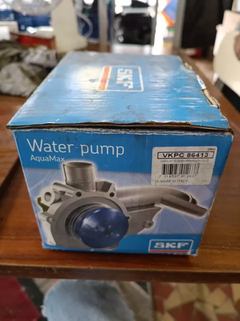 Pompa acqua SKF VKPC 81217 a un prezzo conveniente