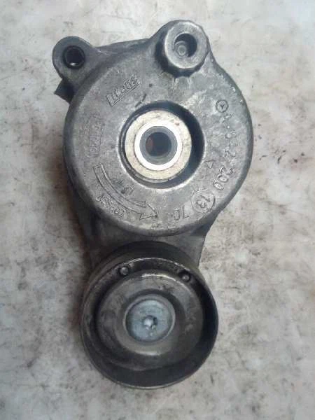 A6422001370 galet tendeur pour MERCEDES-BENZ CLASE R 350 CDI 2005 153488