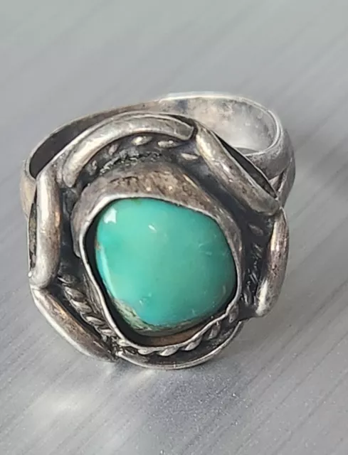 Vintage Navajo Native American Turquoise & Silver Woman's Ring Size 7.5 Signed