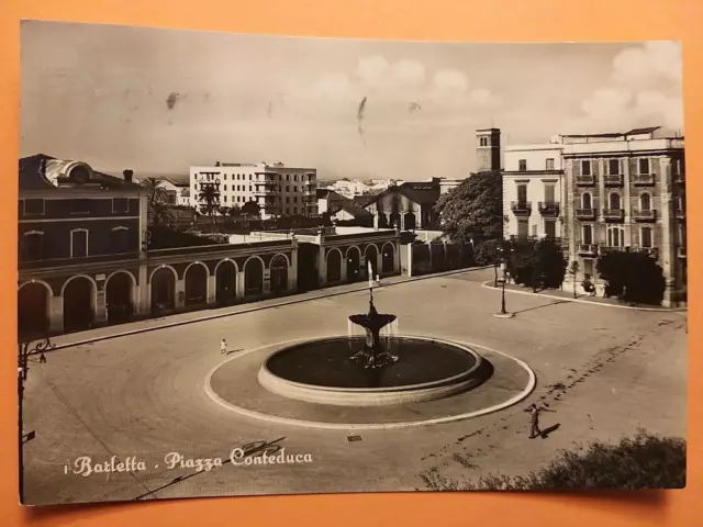 Barletta (Bari). Piazza Conteduca.