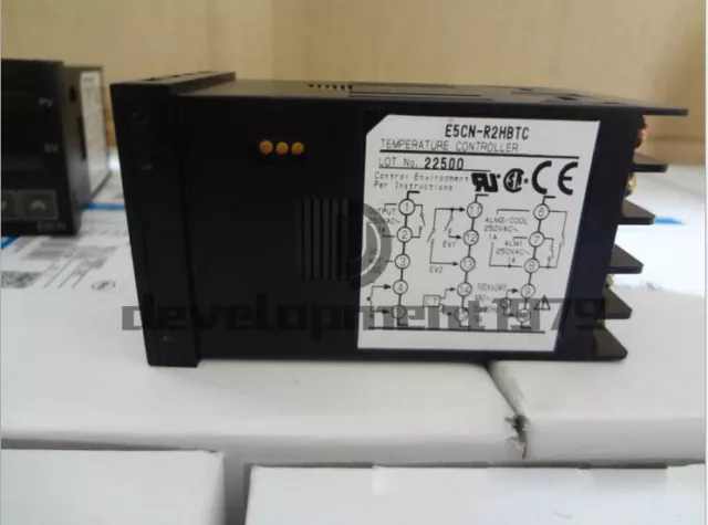 1PC E5CN-R2HBTC E5CN R2HBTC Omron temperature controller NEW