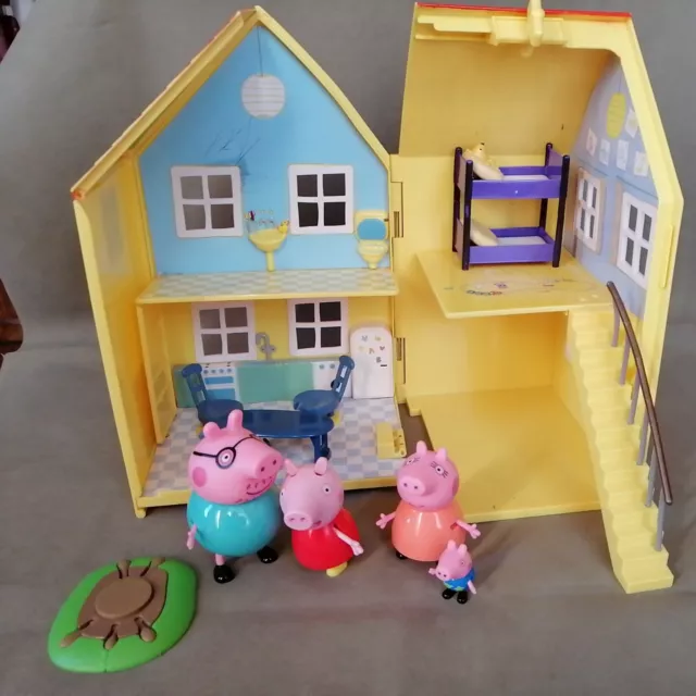 PEPPA PIG SET Gioco Casa Famiglia Pieghevole Giocattolo con Mobili