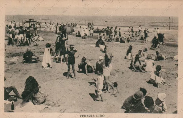 1931 LIDO di Venezia Bagnanti in costume sulla spiaggia Cartolina animata