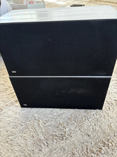 Enceintes et caissons de basses Bang & Olufsen