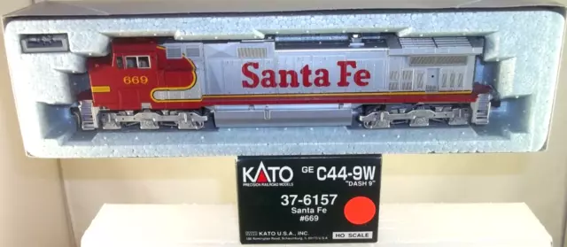 Kato Ho 37-6157 Ge  C44-9W Atsf Santa Fe Warbonnet 669 Mid Run  Ob New