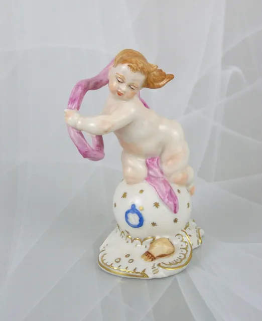 Nymphenburg Jugendstil Figur "Putto als Fortuna" Putte Figure Bustelli 1 Wahl