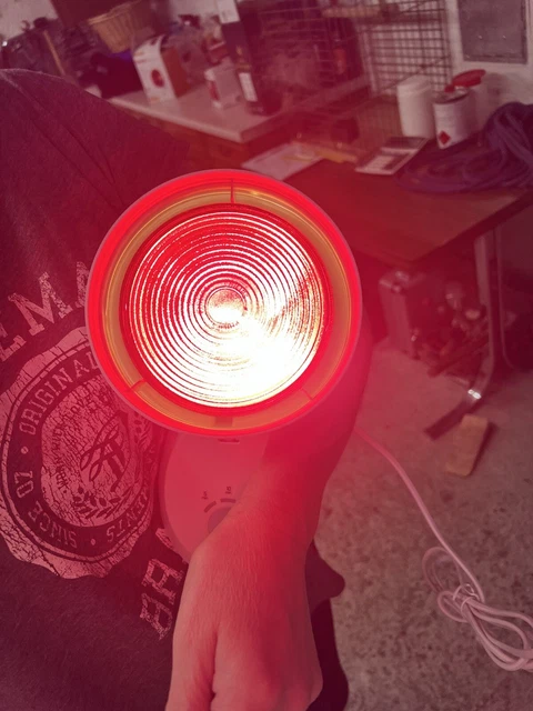 Beurer, Infrarotlampe IL 35  weiß OHNE GLÜHLAMPE mit Timer, wärmendes Rotlicht