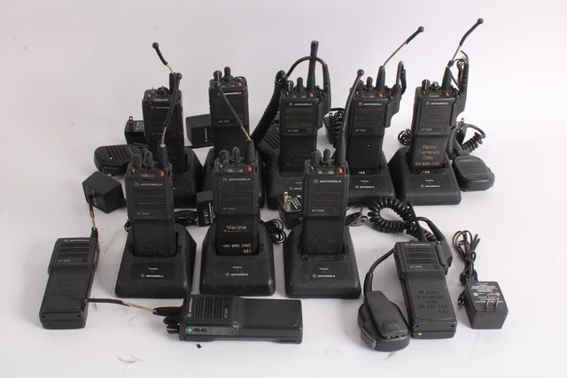 Motorola MT2000 Handie-Talkie Radio Fm H01RDD9AA4AN Lotto Di 11 W / Culle - Come 3