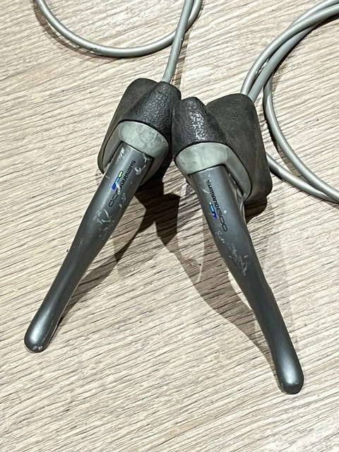 Poignées de frein de vélo Shimano en aluminium