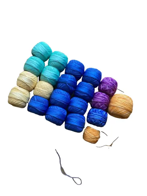 Chunky Blanket Yarn for Knitting 437 yd. 28 oz. (800 g) & Crocheting, Thick  Yarn Balls , Circular Knitting Needle, Crochet Hooks, Measuring Tape,  Scissors, Pins, Blunt Metal Needles, Manual (Blue) 