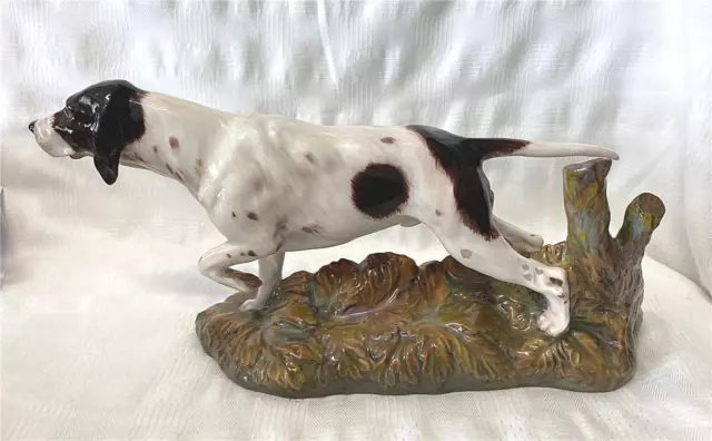 Royal Doulton Dog German Pointer Hunting  Hn 2624 Gloss Peggy Davies design