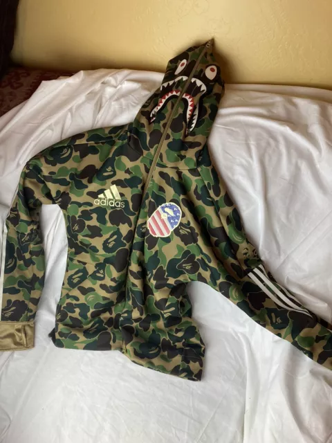 Bape x adidas 2025 sb shark hoodie green