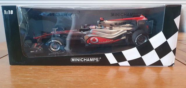 Miniature Minichamps 1/18 McLaren Mercedes Sergio Perez Showcar 2013 Orange