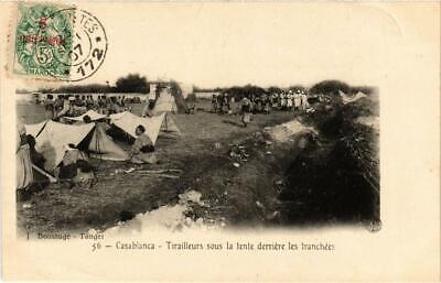 CPA AK CASABLANCA Tirailleurs sous la tente derriere tranchées MAROC (689530)