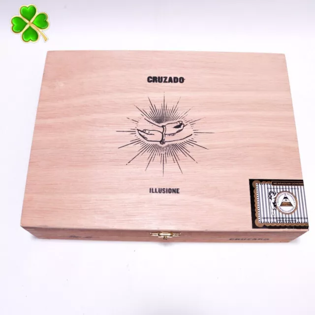 Illusione | Cruzado Gordo Wood Cigar Box Empty - 9.5" x 7.25" x 2.25"