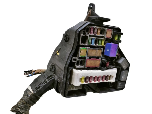 821150Df70B Relais Sicherungskasten Multifunktionsrelais / 1408963 Für Toyota Ya