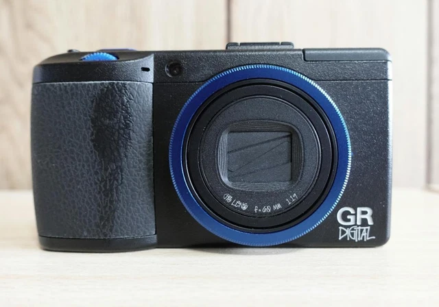 [Excellent condition]rare Limited to 500 units RICOH GR DIGITAL III × STUSSY 2
