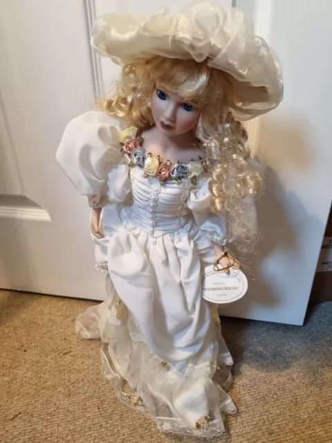 ✨️Porcelain Doll  "Albina "  Knightsbrige  Collection   18  "-46 cm✨️