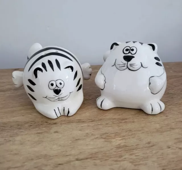 Vintage Pier One Fat Cat Salt and Pepper Shakers.