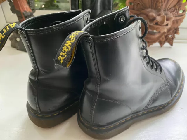 doc martens 10072