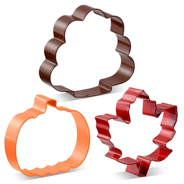 Fall Thanksgiving Cookie Cutter Set, 3Pcs, Pumpkin, Maple Leaf, Front Facing