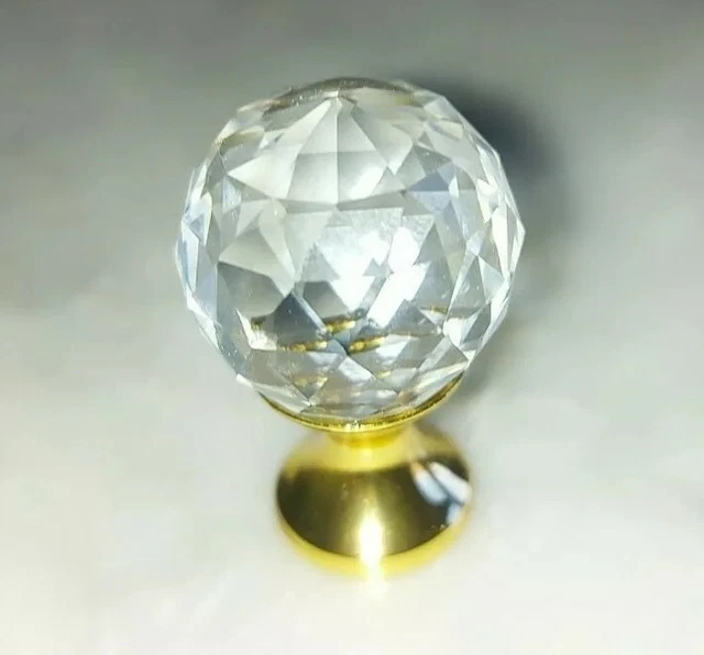 BOUTONS DE PORTE EN VERRE DIAMANT CRISTAL excellente qualité 20 mm lot de 24 flambant neufs.