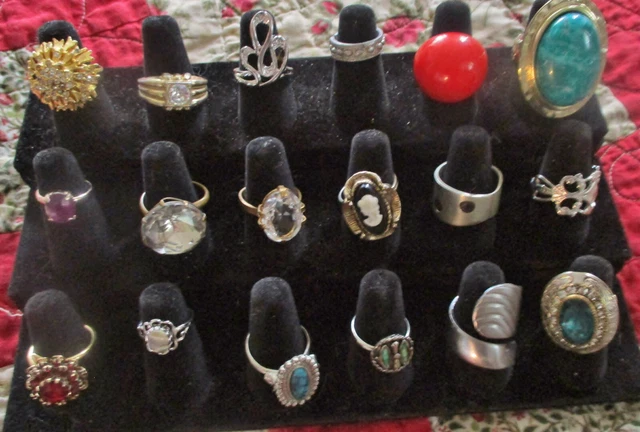 Vintage Costume Ring Lot 18 Rings