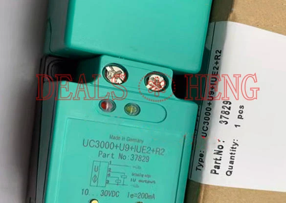 1 pz per sensore a ultrasuoni Pepperl+Fuchs P+F UC3000+U9+IUE2+R2 nuovo