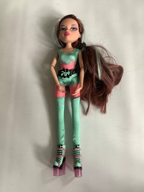 Bratz Dolls Roxxi - RARE MGA Entertainment UK Ltd.