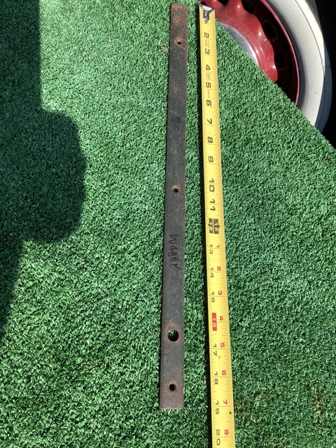 1949 1950  1951 1952 chevrolet Wagon Inside windshield vertical Garnish Trim