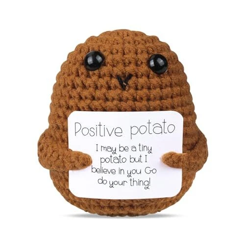 Poupée de pomme de terre au crochet avec carte positive, soutien émotionnel, mini chapeau tricoté à la main, jouet de pomme de terre, décoration de bureau pour la maison acheter à prix