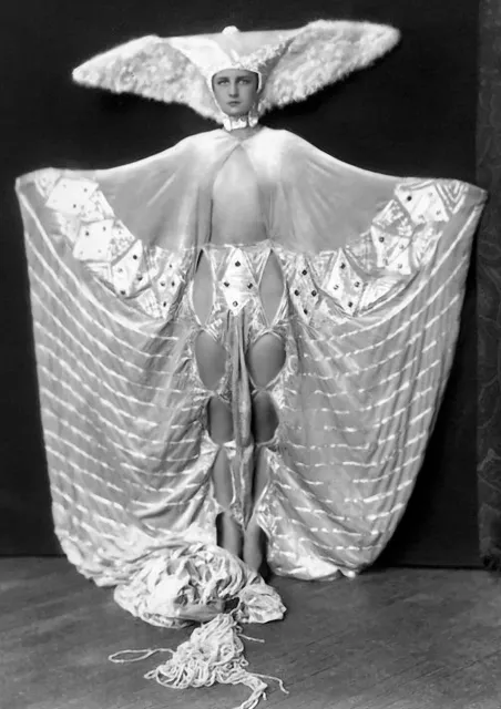 Ziegfeld Follies - Rose Dolores Monochrome Photo Print 01 (A4 Size)